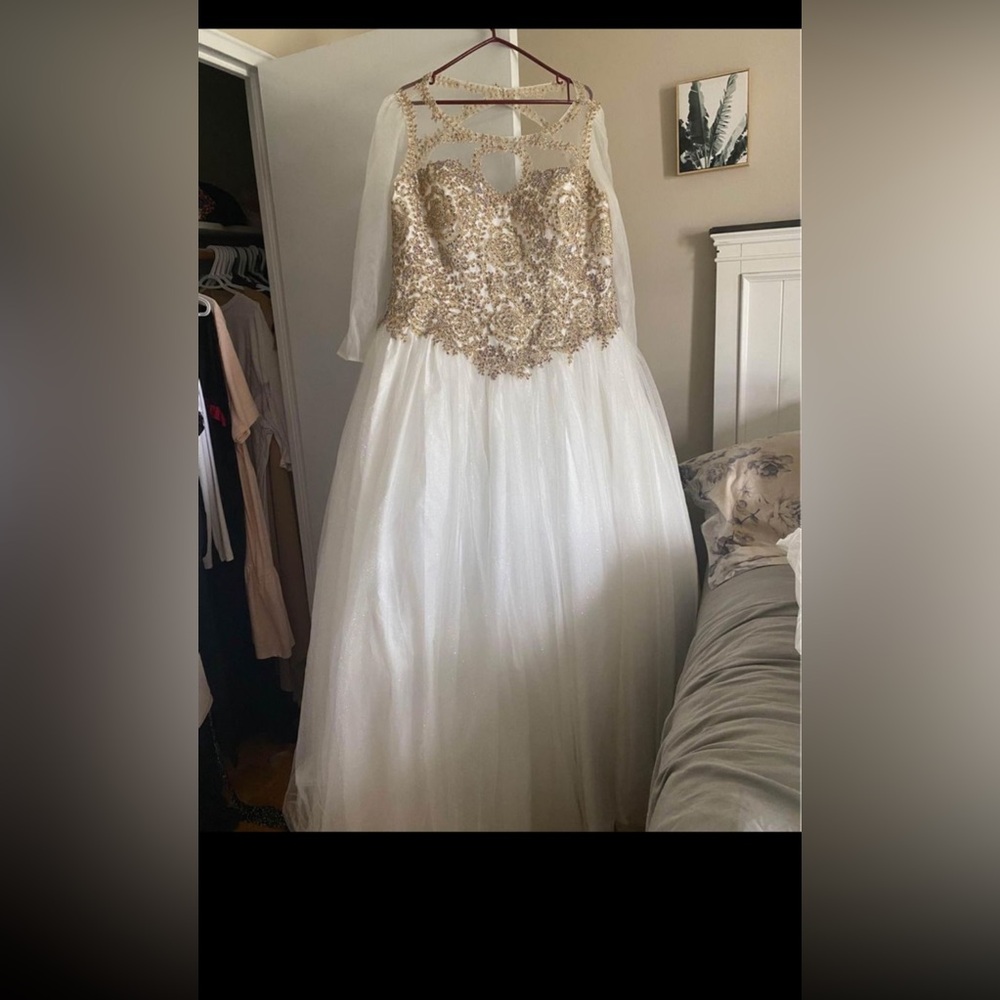 Plus size ball gown wedding dress with custom sleeves